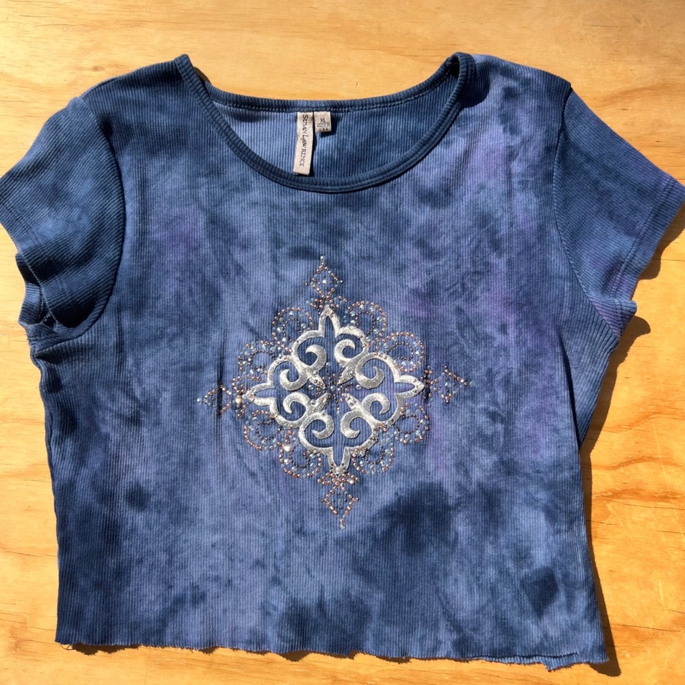 Susan Lawrence Blue Tie Dye Rhinestone Medallion Ribbed Crop Top XL Y2K USA